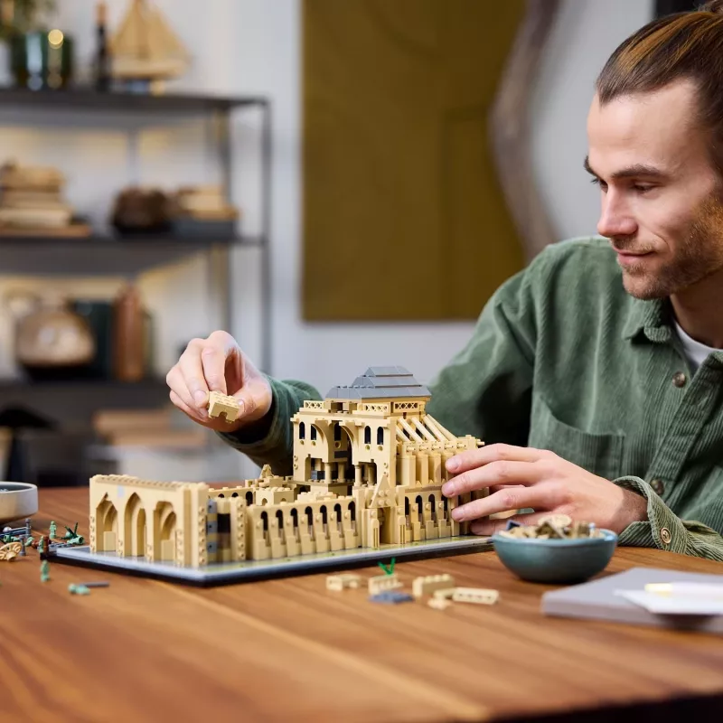 LEGO Architecture Notre-Dame de Paris komplekts pieaugušajiem 21061