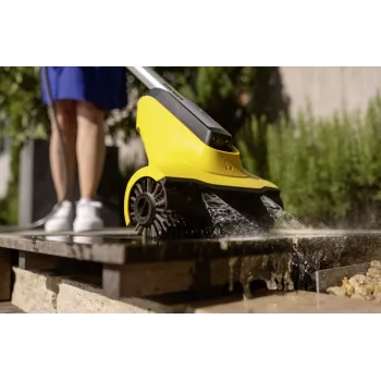 Bezvadu terases tīrītājs Karcher 1.644-011.0 — akumulators, 10 bāri, 180 l/h, kompakts, 2,5 Ah Li-Ion