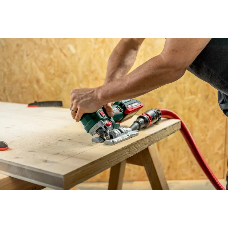 Finierzāģis Metabo STA 18 LTX 150 BL 3500 spm 1.9 kg