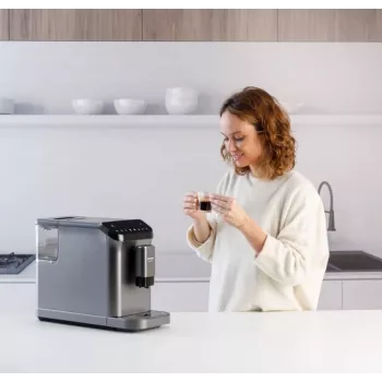 Kafijas automāts Taurus Accento Latte pilnībā automātisks, iebūvēta dzirnaviņa, 1,5 L ūdens tvertne, kafijas pupiņu ievade