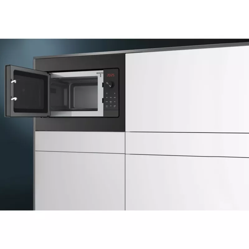 Siemens iQ300 BF523LMB3 Iebūvējamā mikroviļņu krāsns, melna/nerūsējošais tērauds, 20 L, 800 W
