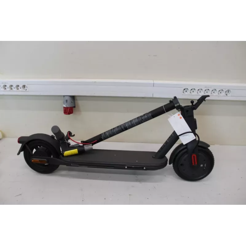 SALE OUT. Xiaomi Electric Scooter 4 Lite EU | 300 W | 25 km/h | 8.5 collas | 3 mēneši | Melns | LIETOTS, BOJĀTS IEPAKOJUMS, TRŪKST: LĀDĒTĀJS UN SEŠSTŪRA ATSLĒGA