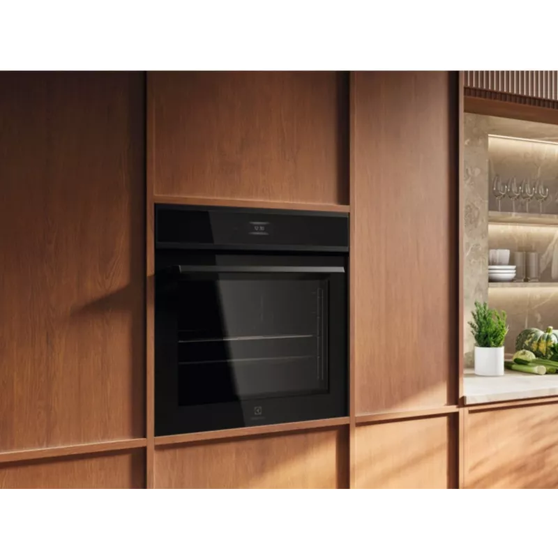 Iebūvējamā cepeškrāsns Electrolux EOE8P39H melna, pirolītiskā, elektriskā, daudzfunkcionālā