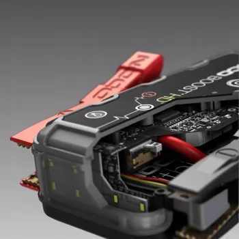 NOCO GB70 Boost 12V 2000A iedarbināšanas ierīce ar integrētu 12V/USB akumulatoru