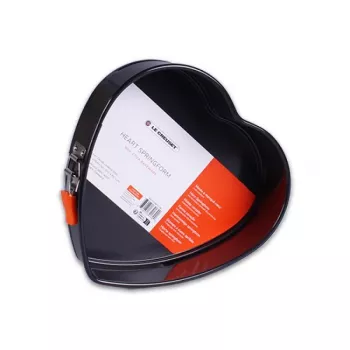 Le Creuset Cepamā forma Sirds 25cm Atveramā