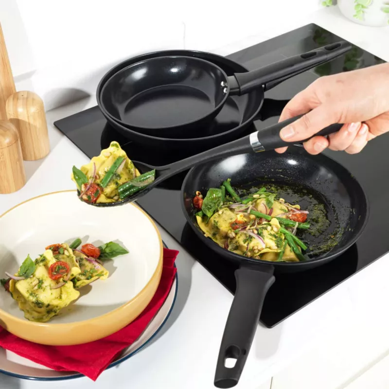 Cepamā panna Russell Hobbs RH03253EU7 20 cm ar Thermocollar karstuma indikatoru