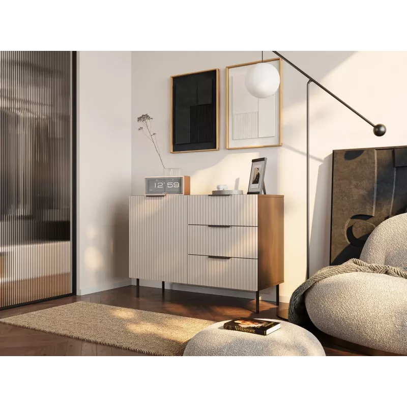 Kumode ALMERA 104x42x75 cm, valrieksts/krems, 3 atvilktnes, skaidu plātne