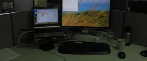 Vadu vai bezvadu klaviatūra un pele: biroja iegādes ceļvedis