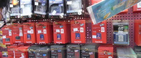 SD un microSD kartes: ātruma klases, ietilpība un kuru izvēlēties