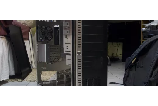 Micro ATX datora korpuss: kompakta jauda jūsu sistēmai
