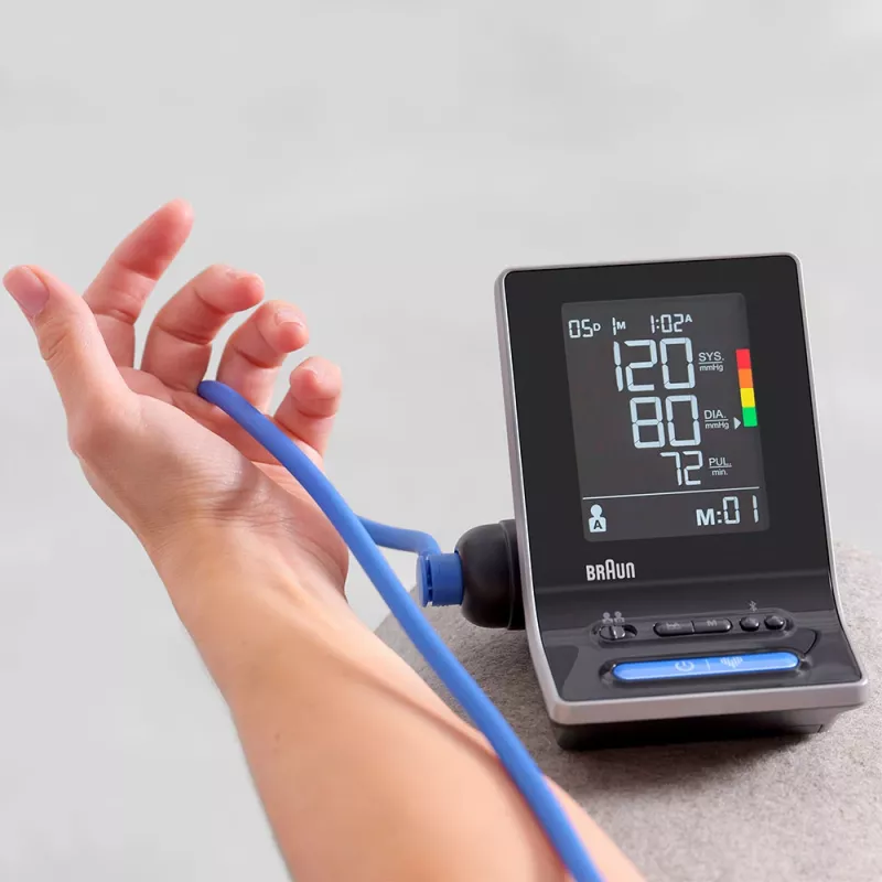 Braun BUA 6350 Automātiskais augšdelma asinsspiediena mērītājs melns