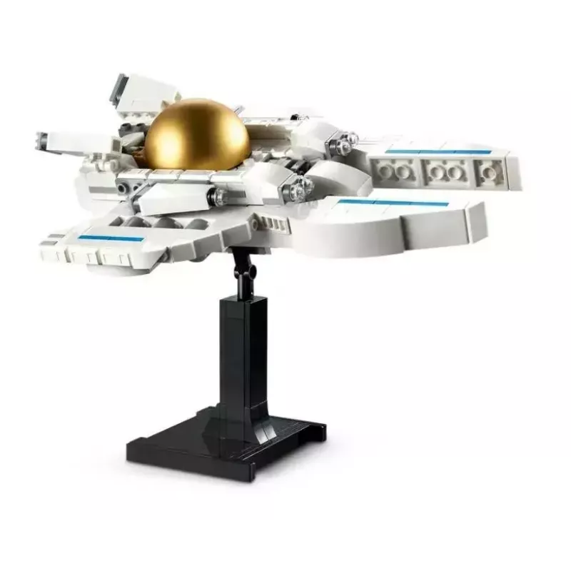 LEGO Creator 3-in-1 komplekts 31152 Kosmonauts kosmosā, 647 gabali, vecums 9+, augstums 270 mm