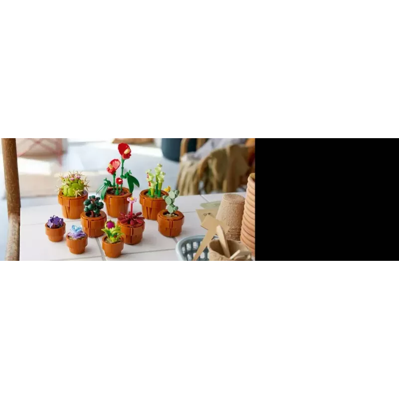LEGO Icons Mini Plants komplekts 10329 — 9 būvējami mazi augu modeļi, 758 gabali, 18+