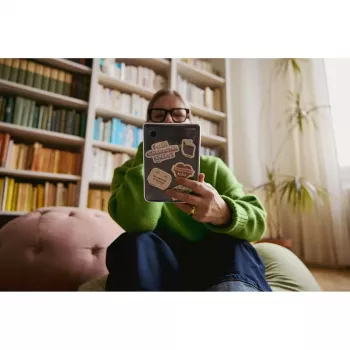 E-grāmatu lasītājs Kobo Clara BW — 6 collu E Ink Carta, 16 GB, Wi‑Fi, Bluetooth, ūdensizturīgs, USB‑C