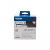 Brother DK-22251 lentes kasetne melna un sarkana uz balta fona