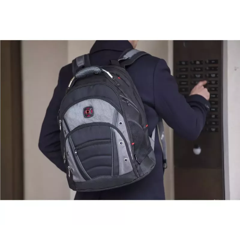 Mugursoma Wenger SwissGear Synergy 16 inch
