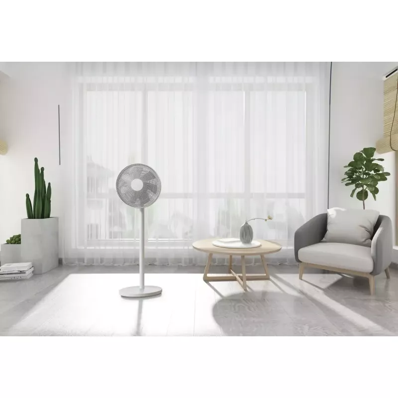 Griestu Ventilators Xiaomi Mi Smart Standing Fan 2 Lite PYV4007GL — 35,6 cm 7 lāpstiņas, 3 ātrumi, 45 W, 90° šūpošanās, regulējams augstums 642–1000 mm, balts