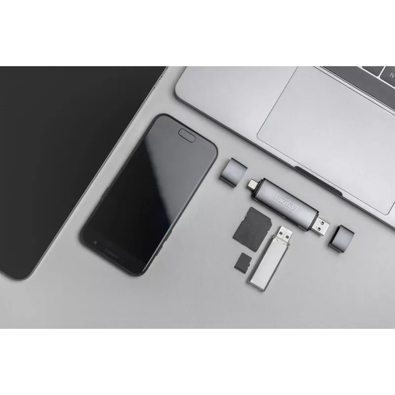 DIGITUS DA-70886 Kombinētais karšu lasītājs USB-C + USB 3.0, 1x SD, 1x MicroSD, 1x USB 3.0, pelēks