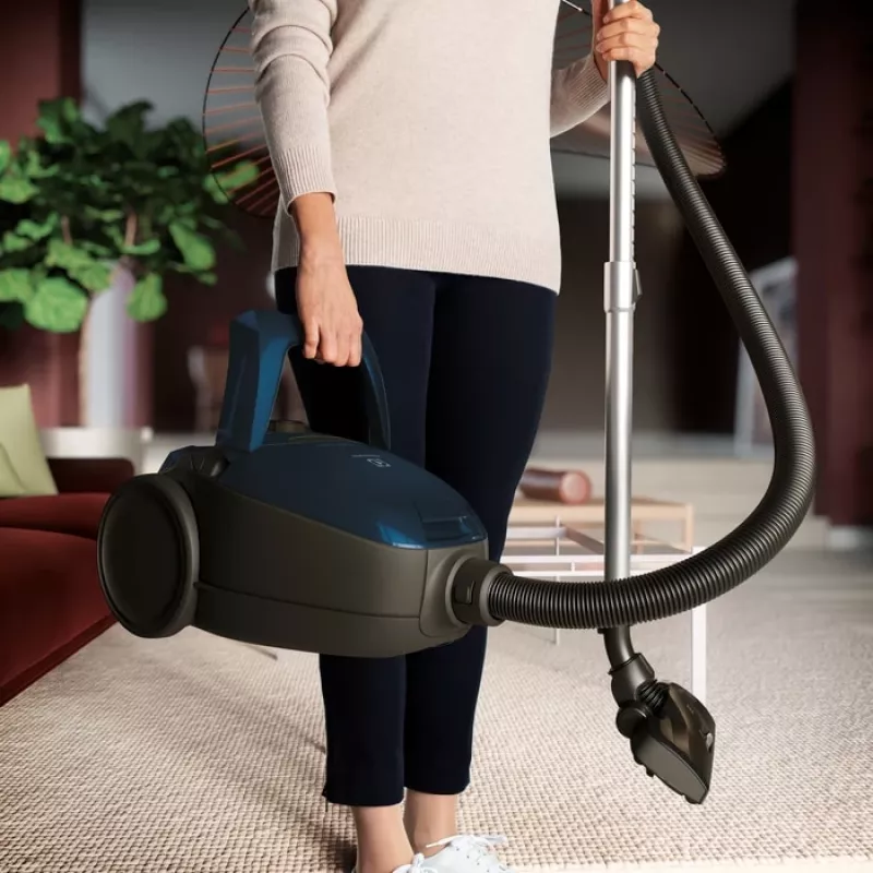 Cilindriskais putekļsūcējs Electrolux PD82-4ST — 3,5 L putekļu maiss, EPA E12, 500 W, 12 m rādiuss, 57 dB
