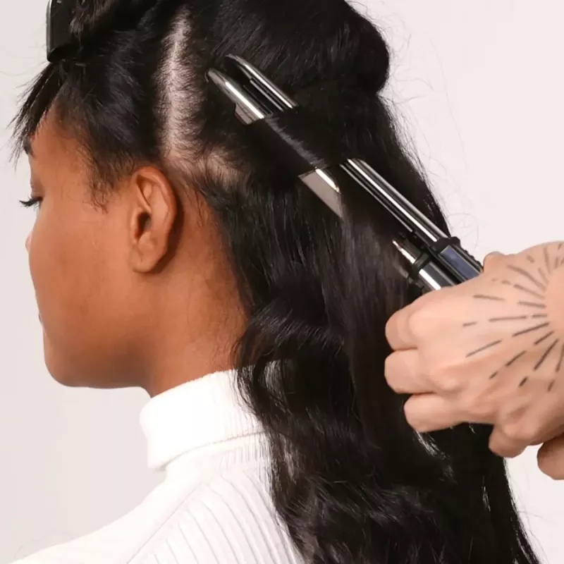 Taisnošanas gludeklis BABYLISS ELIPSIS3000 STYLER — keramikas plāksnes, 55 W, 5 temperatūras līmeņi, 150–230°C, jonu, 2,7 m grozāms vads, melns