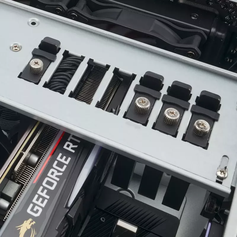 Servera korpuss Silverstone SST-RM44 4U statīvs/melnā torņa ATX 240/360mm