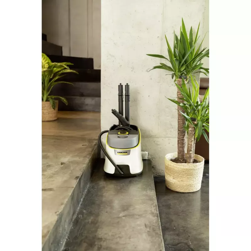 Cilindriskais tvaika tīrītājs Kärcher SC 4 Deluxe — 1.3 L, 2200 W, 4 bar