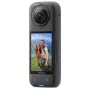 Action kamera Insta360 X4 — 72 MP, 8K (7680×3840) CMOS, 1/2 coll sensora, iebūvēts displejs, Wi‑Fi, 120 kadri/s, MicroSD, 602 g, melna