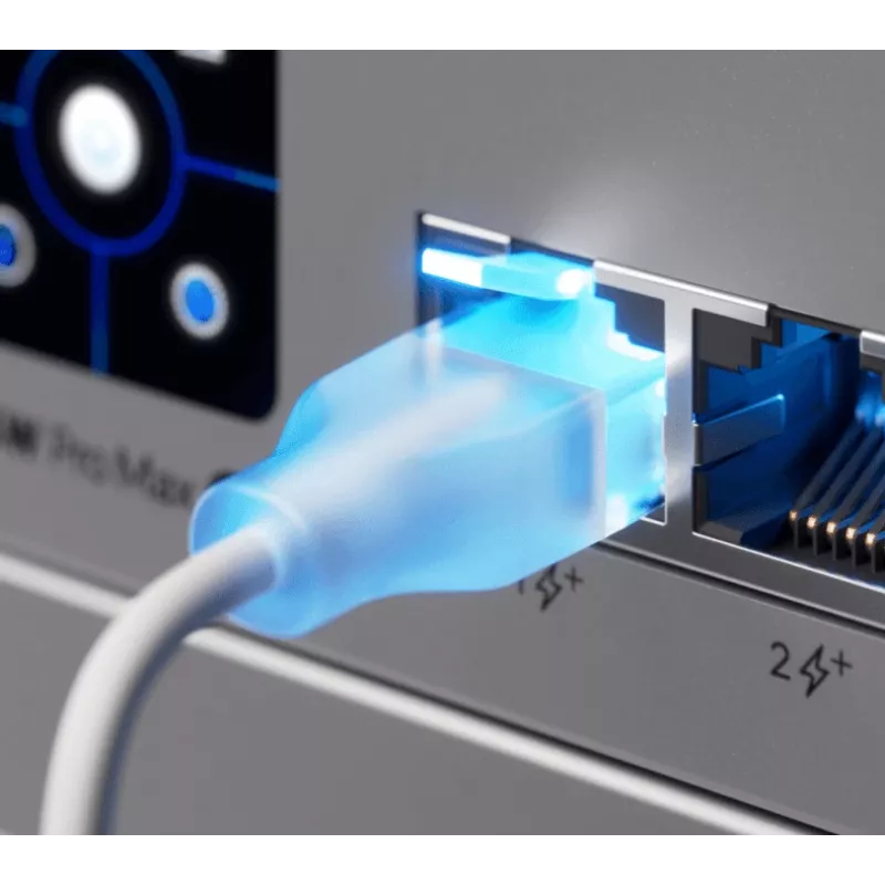 Tīkla savienotājkabelis UBIQUITI UACC-Cable-Patch-EL-1M-W — Cat6, 1 m, 2.5 GbE, PoE++ (4PPoE), caurspīdīgs, RJ-45 tēviņš–tēviņš