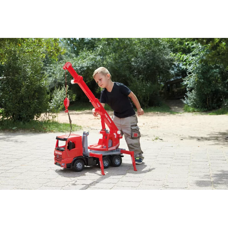 Lena GIGA TRUCKS Ugunsdzēsēju celtnis Arocs