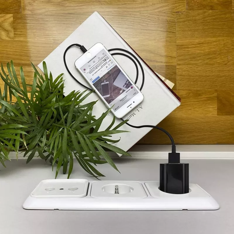 Techly kompakts USB lādētājs 1A ar Eiropas spraudni, melns