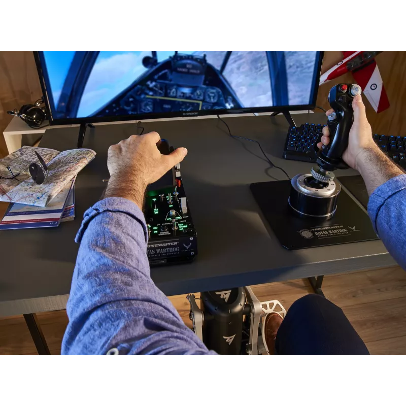 Thrustmaster TPR Rudder pedāļi melni, sudraba USB lidojumu simulators PC