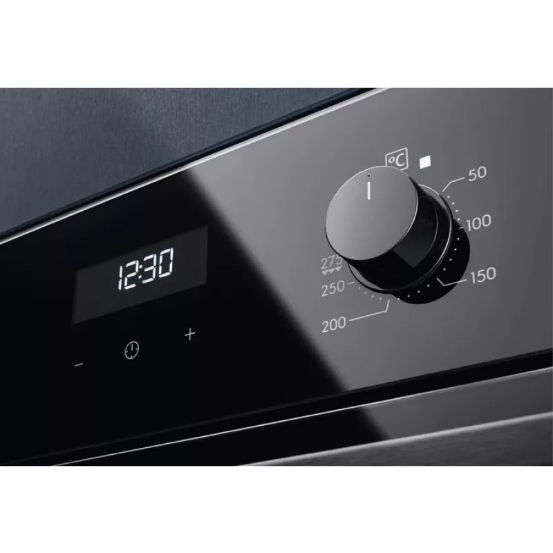 Electrolux EOD5C50Z iebūvējamā elektriskā cepeškrāsns 72 L melna