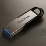 WESTERN DIGITAL SanDisk Ultra Flair 256GB USB 3.0 zibatmiņa melna/sudraba