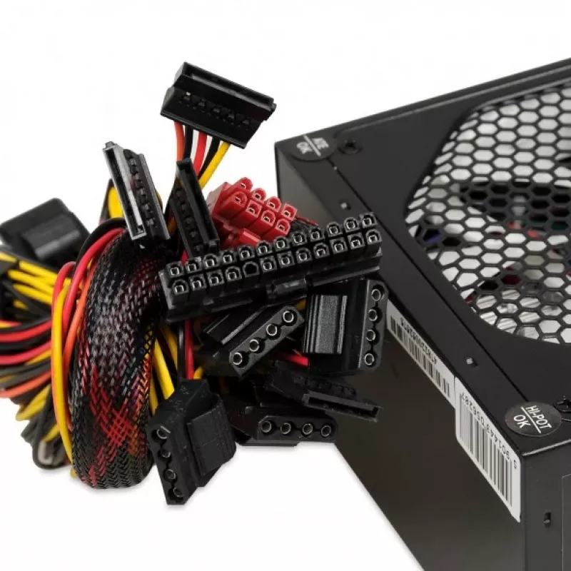 iBox Aurora 700W ATX barošanas bloks, 14 cm ventilators