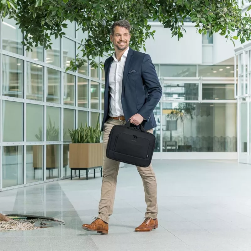 DICOTA Eco Top Traveller Base - 15-17.3 collu portatīvā datora soma - Melna / 300D Rpet poliesters