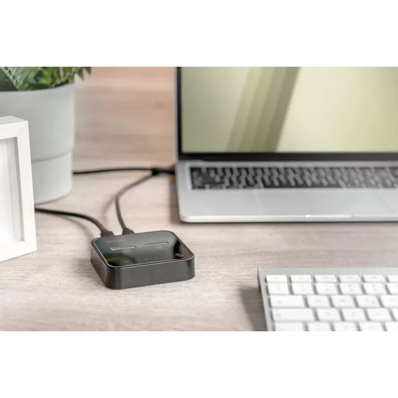 Digitus Dual M.2 NVMe SSD Docking Station ar USB-C un bezsaistes klonēšanas funkciju