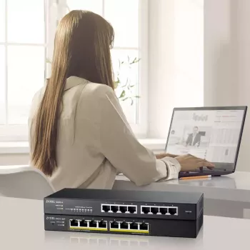 Zyxel GS1915-8 pārvaldāms L2 Gigabit Ethernet (10/100/1000) slēdzis, melns