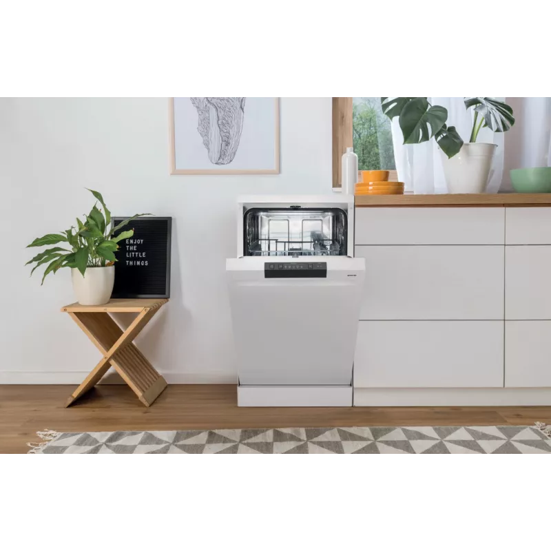 Brīvi stāvoša trauku mazgājamā mašīna Gorenje GS520E15W — 9 komplekti, 47 dB, 448×600×845 mm, 9 L/ciklā