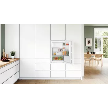 Bosch Serie 2 KIL22NSE0 ledusskapis-salvētava Iebūvējams 119 L Balts