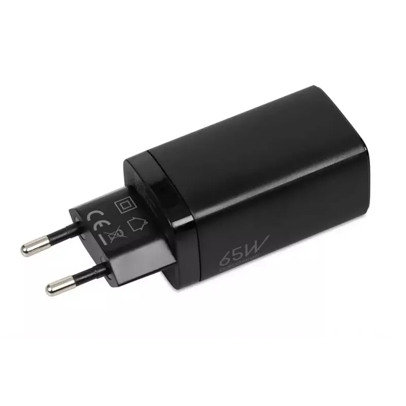 iBOX C-65 ILUC65B – GaN 65 W lādētājs, 2x USB-C + 1x USB-A, melnā krāsā