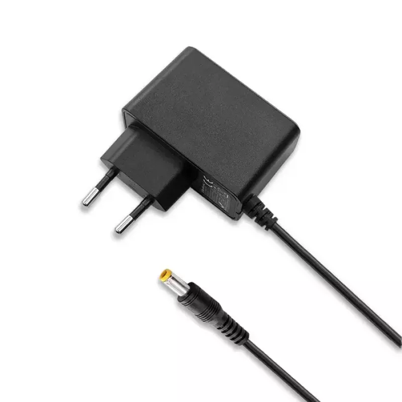Qoltec 51021 strāvas adapteris melns iekštelpām 220-240V 1.4m kabelis