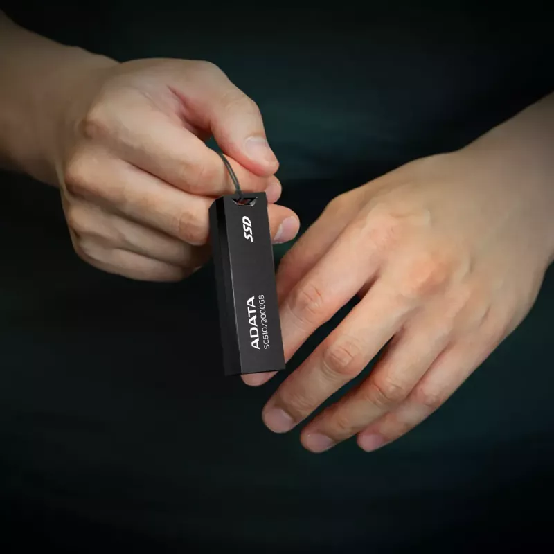 ADATA SC610 2 TB ārējais SSD, USB 3.2 Gen 2, 550/500 MB/s, melns
