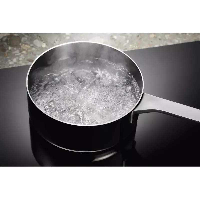 Indukcijas plīts virsma Electrolux LIT30230C — 2 zonu iebūvējama, 29 cm platums, melna, skārienjutīga vadība, 210/145 mm zonas