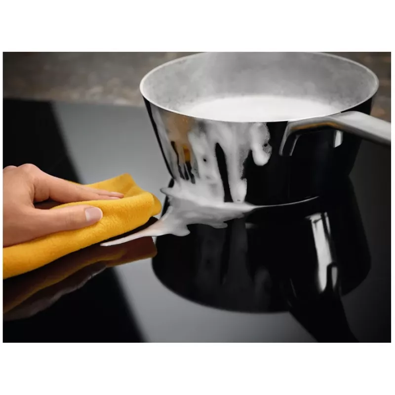 Electrolux Serie 600 EIV63443 Melna Iebūvējama 59 cm Zonu Indukcijas Plīts 4 zonām