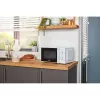Mikroviļņu krāsns BEKO MOC20100WFB — 700 W, 20 L, 245 mm pagrieziena galds, balta