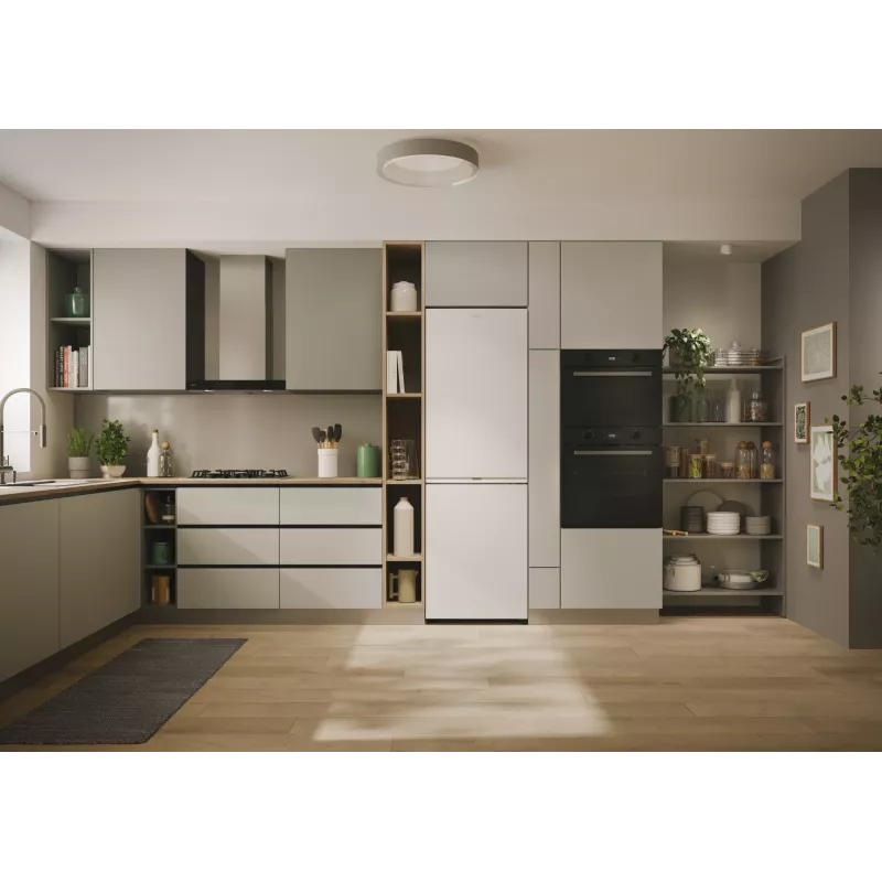 Candy Fresco CNCQ2T618EW brīvstāvošs ledusskapis 355 L, balts