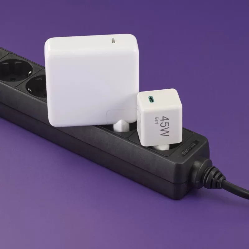 Hama 00201983 mobilais lādētājs austiņām, klēpjdatoram, power bank, viedtālrunim, planšetei balts AC ātrā uzlāde iekštelpām