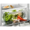 Iebūvējamais kombinētais ledusskapis Electrolux LFB3AE12S, 188 L (174 L ledusskapis / 14 L saldētava), maināmas durvis, LED, 35 dB