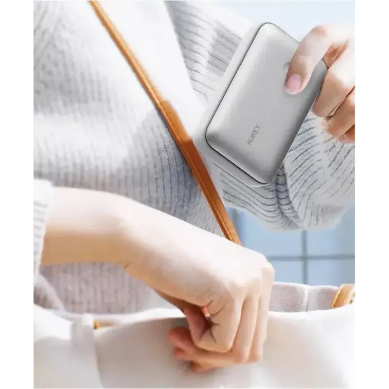 Pārnēsājams barošanas bloks Aukey PB-Y57 Frozen White 2000mAh