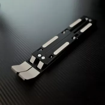 Portatīvā datora statīvs SAVIO PB-05 regulējams augstums, salokāms